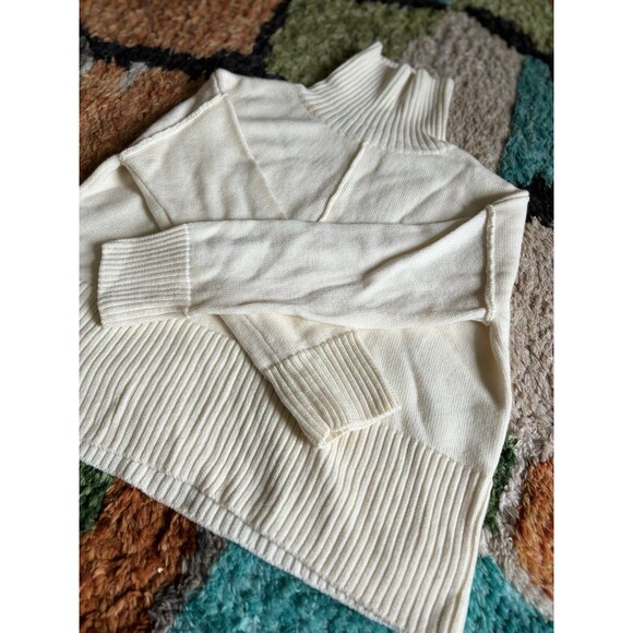 Gentle Herd sweater - Picture 7 of 12